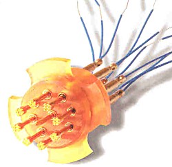 Image wired-dc-connector